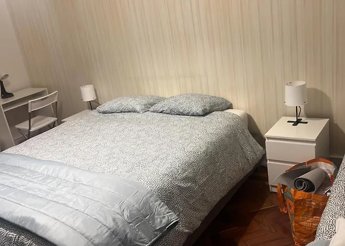 Privada 3 Grande Con Balcon Lisbon