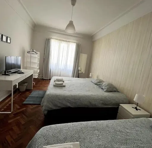 Privada 3 Grande Con Balcon Gasthuis Lissabon