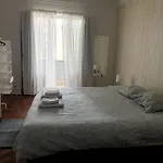 Guest house Privada 3 Grande Con Balcon Lisbon
